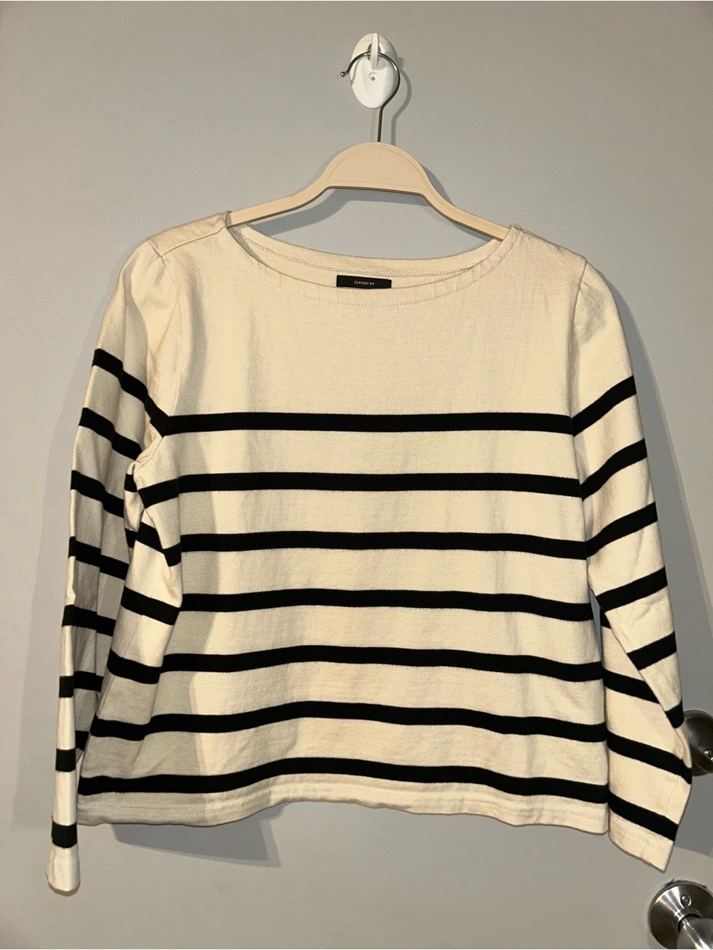 J. Crew size M Black & Cream Nautical boatneck Striped 3/4 Sleeve Top coastal